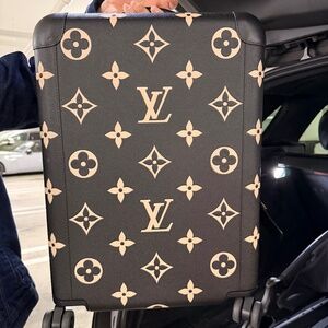 Louis Vuitton Horizon 55 Suitcase